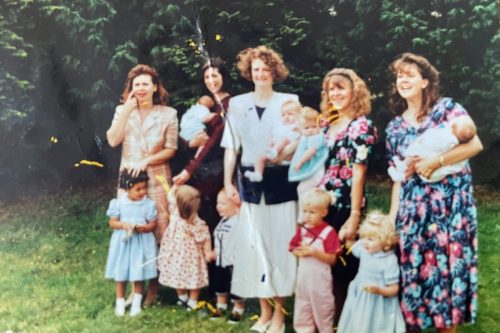 Jo (Rae) Conteh, Karen (Shaw) Heath, Melanie (Whinham) Quesne, Ruth (Caister) Mackay, Joan (Lamb) Fullwood and their children
